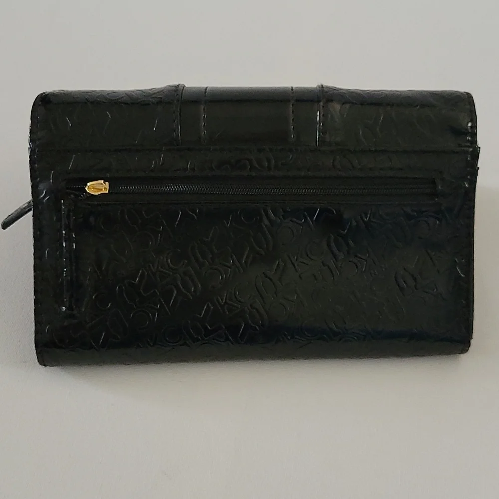 Kenneth Cole Reaction wallet